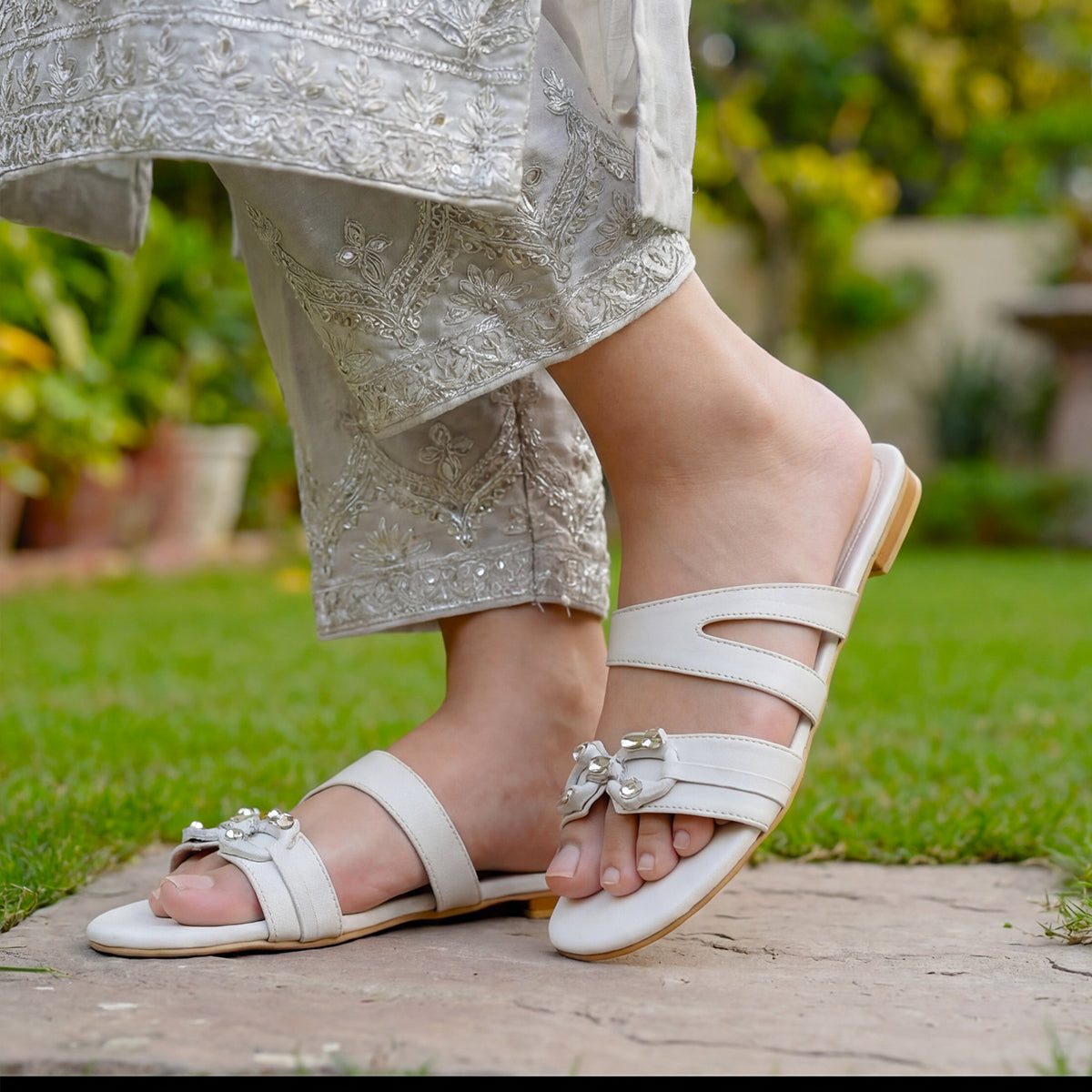White Formal Flat - SF018