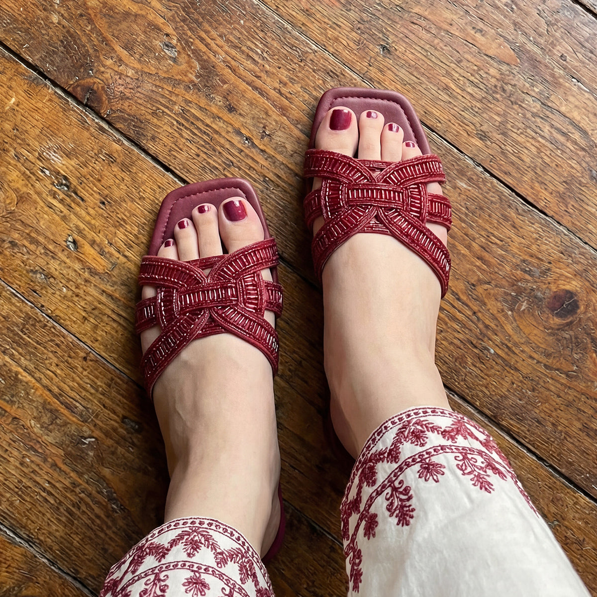 Red Fancy Flat - SF025