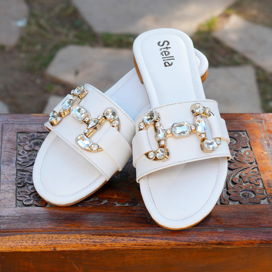 White Format Flat - SF010