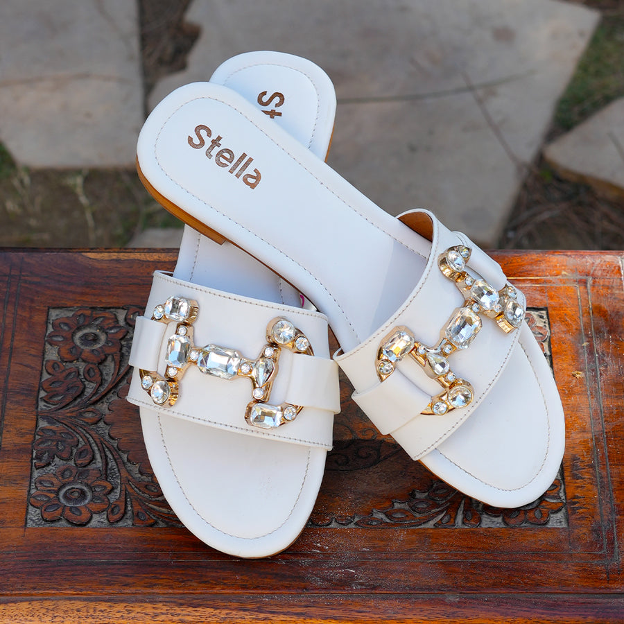 White Format Flat - SF010